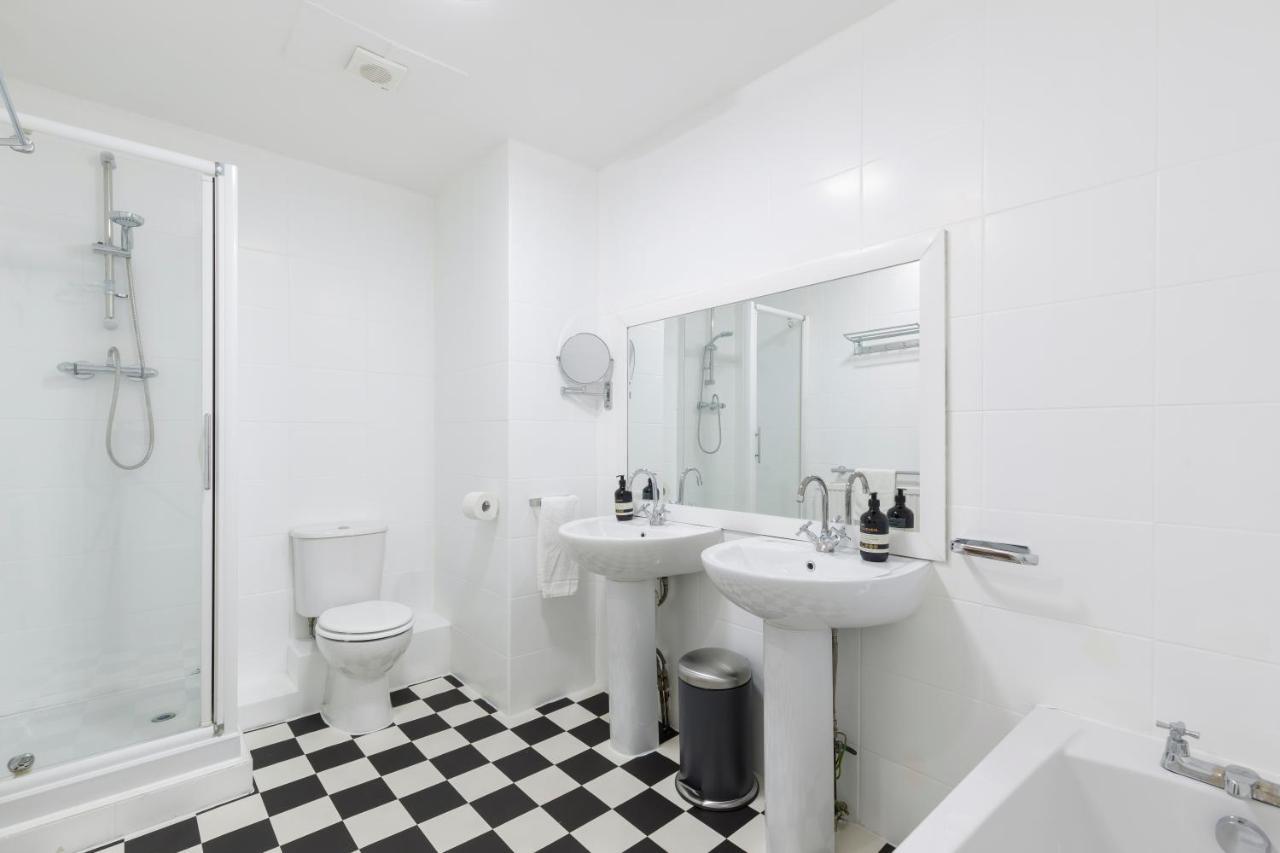 Beachside Retreat 2-Bedroom Gem With Free Private Parking & Outdoor Space Brighton Luaran gambar